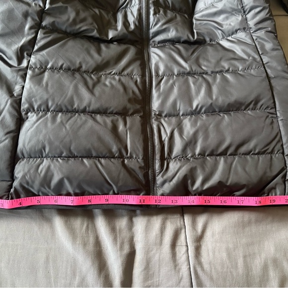 Adidas Women's Black Puffer Jacket - Picture 5 of 6